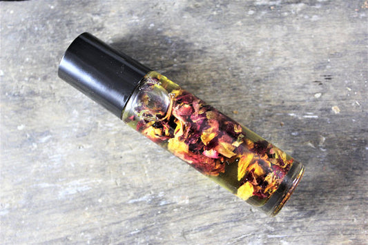 Organic Perfume Oil / Organic Essential Oil Blend